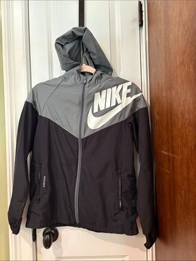 Nike Black and Gray Hooded Windbreaker with White Logo sku tR85